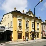 U Zvonu Hotel